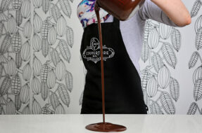 Couverture & Co. 
Chocolatier Jessica Brookes
chocolate@couvertureandco.com.au
Photo by Sarah Keayes
