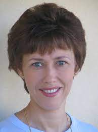 Dr Anne Halbert