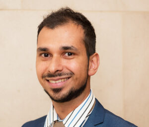 Dr-Farzan-Bahin-Headshot
