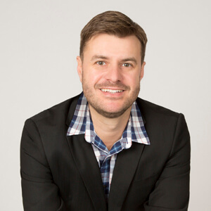 Dr Liam Welfar