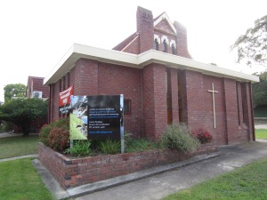 harriet-seti-sign-milk-twins-easter-042